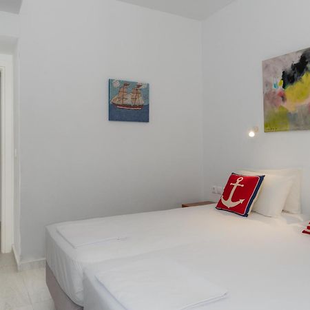 Stratos By Mroom Apartments Makrýgialos Exteriér fotografie