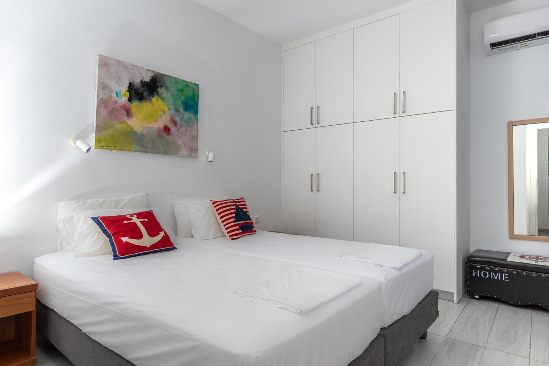 Stratos By Mroom Apartments Makrýgialos Exteriér fotografie